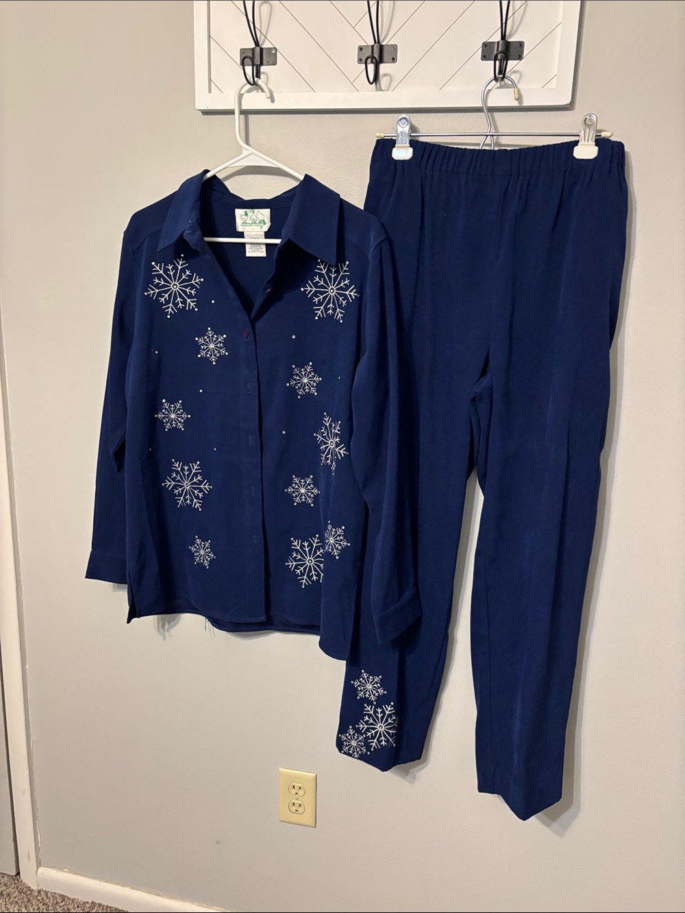 Navy Snowflake Embroidered Women’s Pantsuit